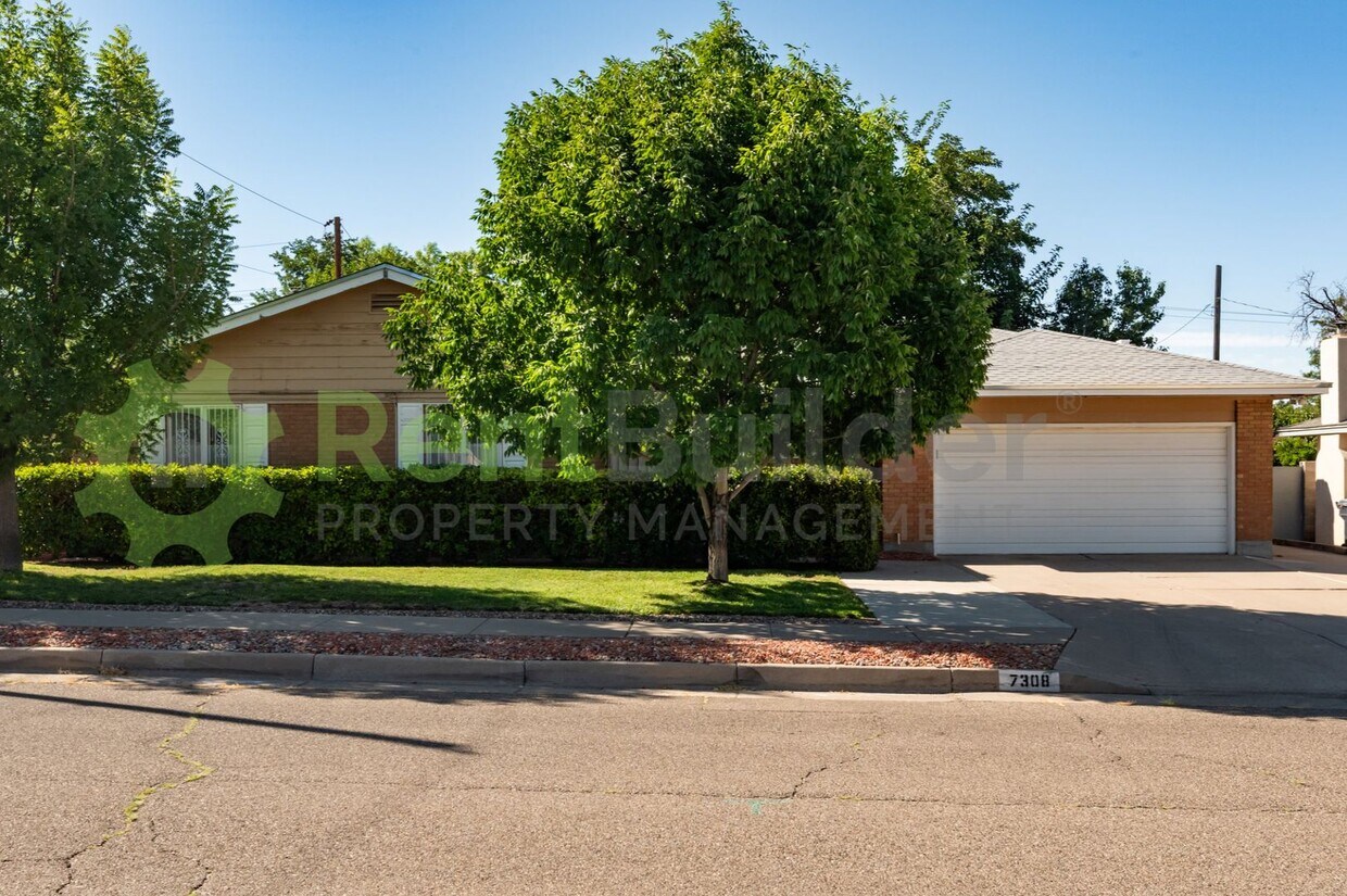 Foto principal - Call to schedule a showing at 505-808-6467