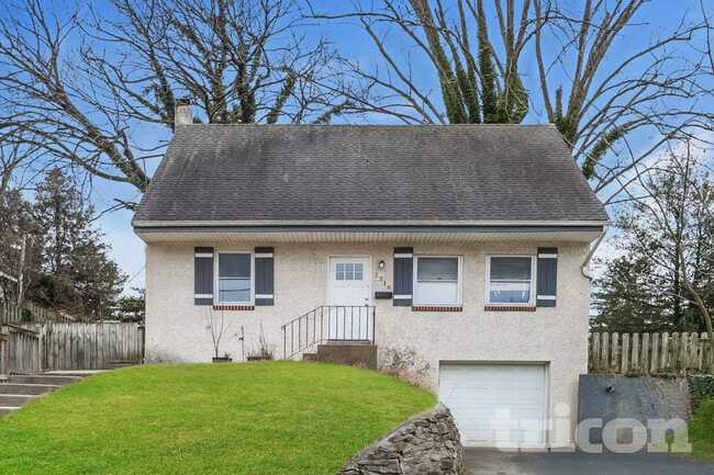 Building Photo - 1316 Bullens Ln