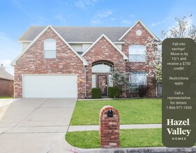 Building Photo - 820 N Willow Ave