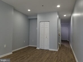 Building Photo - 1624 W Lexington St