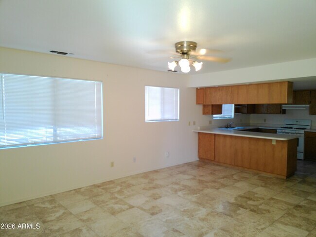 Foto del edificio - 4190 Star Canyon Ct