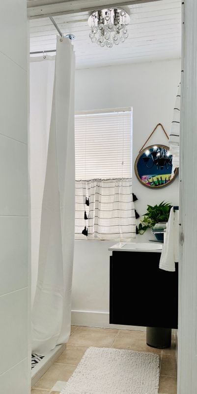 Foto del edificio - 5504 NW 3rd Ave