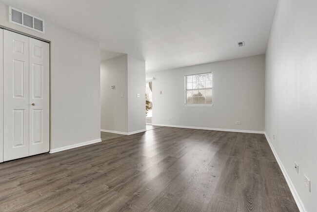 Foto del edificio - 46 Gant Cir