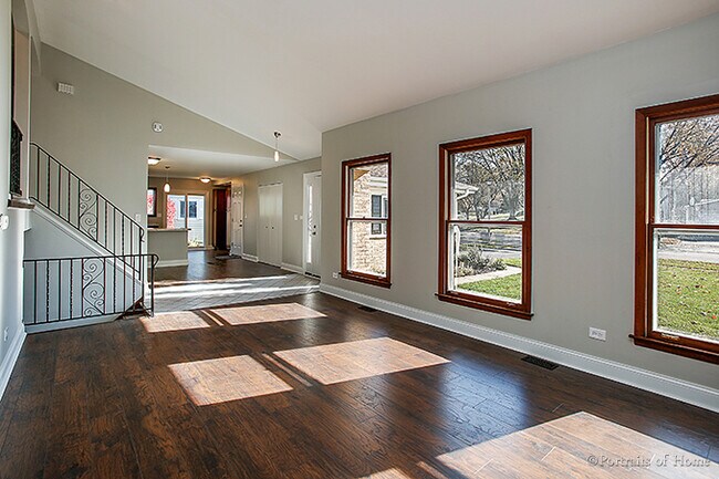 Foto del edificio - 334 Hillcrest Ln