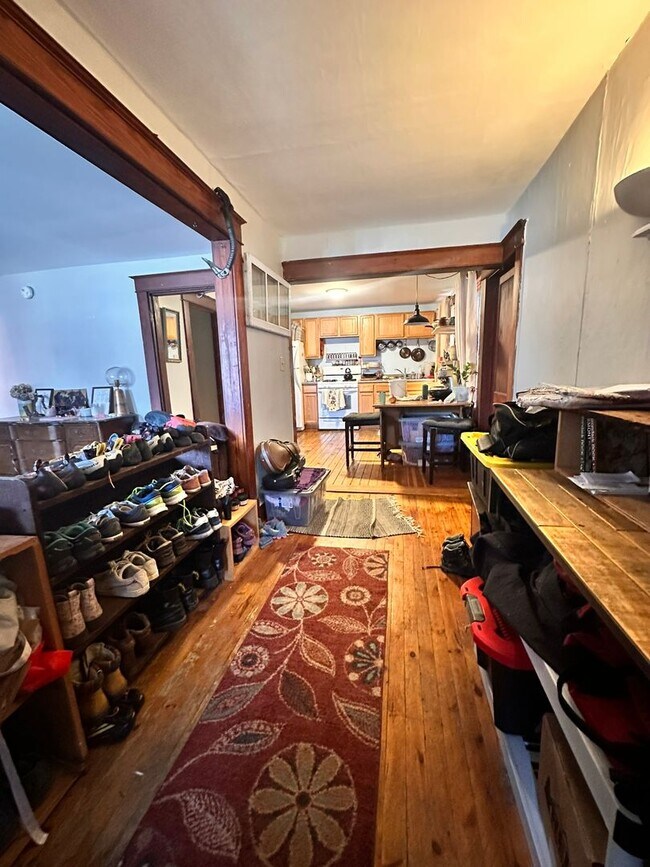 Foto del edificio - 135 N Champlain St