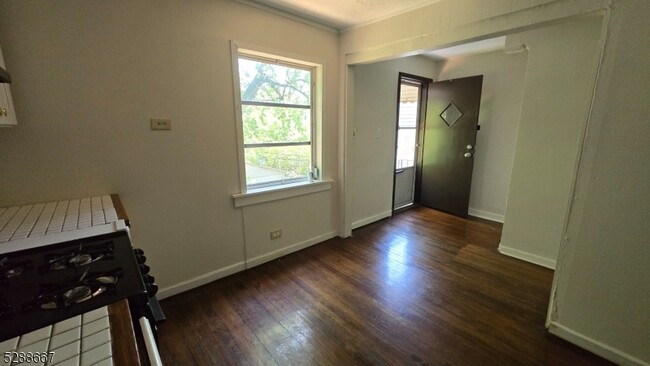 Foto del edificio - 85 Grove St