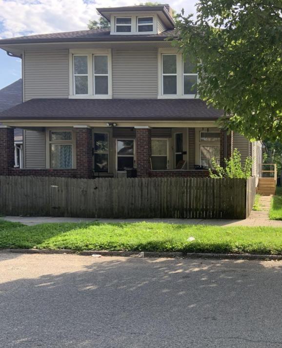 Foto principal - 21 1/2 N Jefferson Avenue