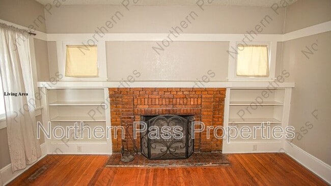 Building Photo - 7600 Franklin Dr