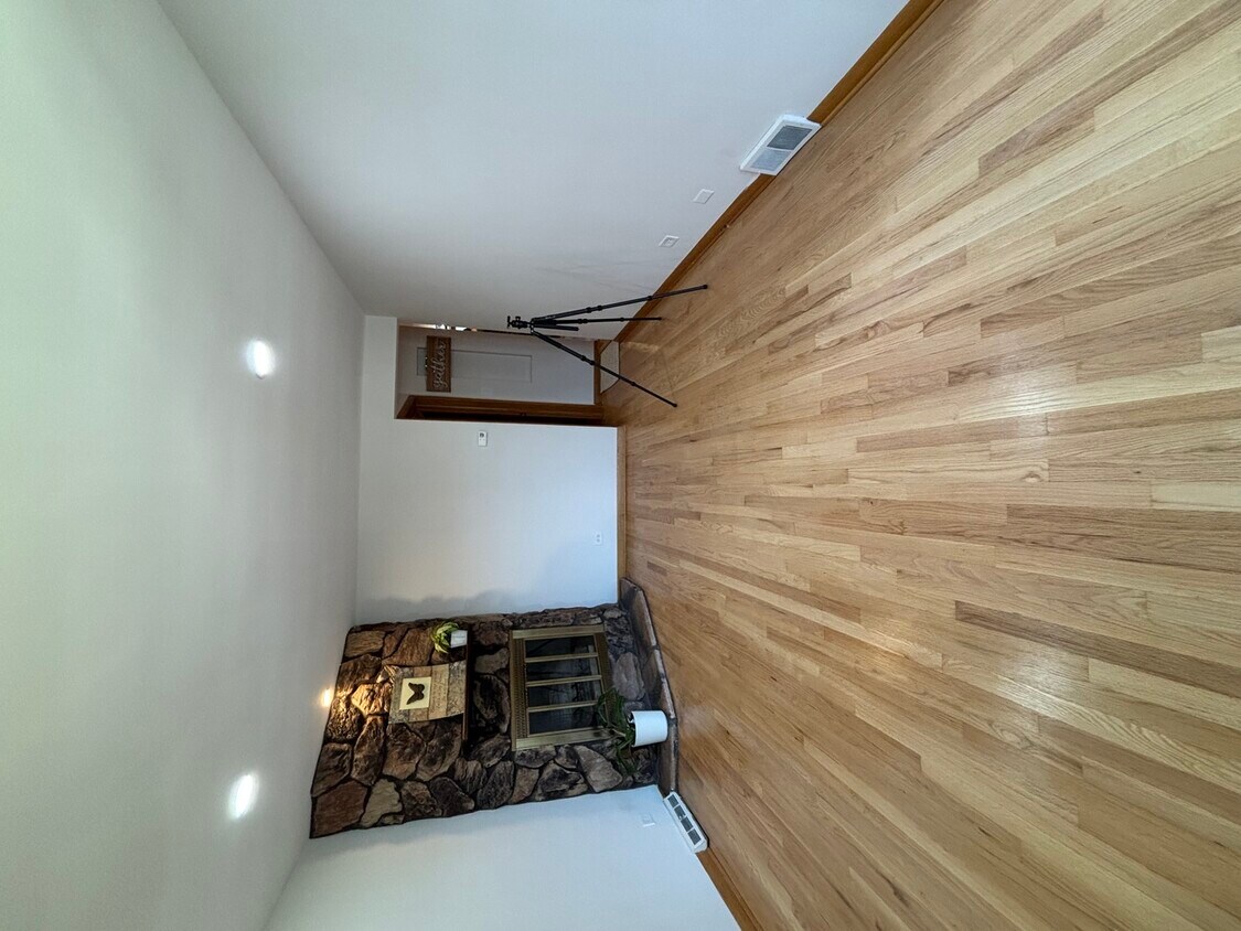 Building Photo - 6210 W 64th St