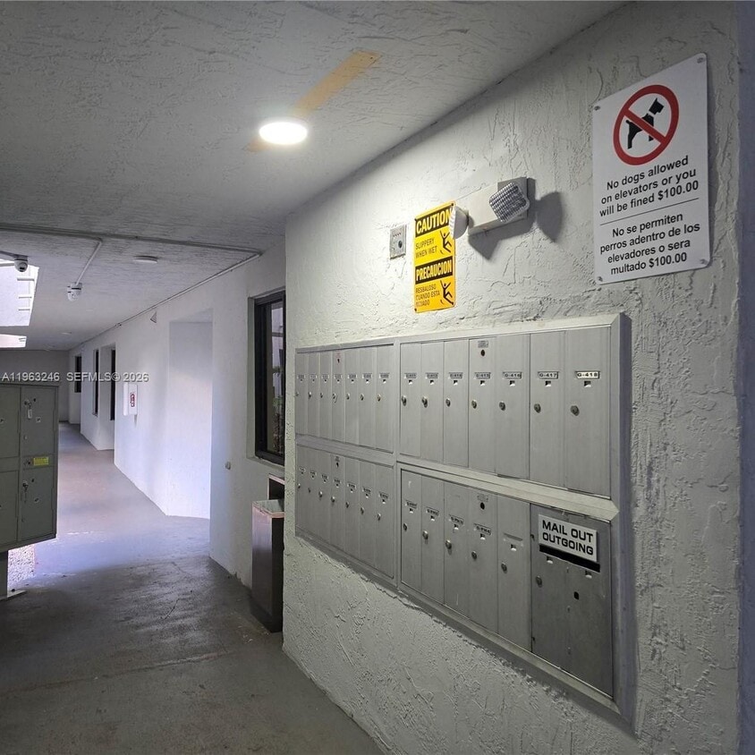 Foto del edificio - 8205 SW 152nd Ave