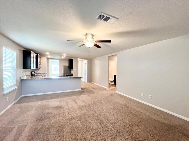 Foto del edificio - 1033 Riverdale Cove