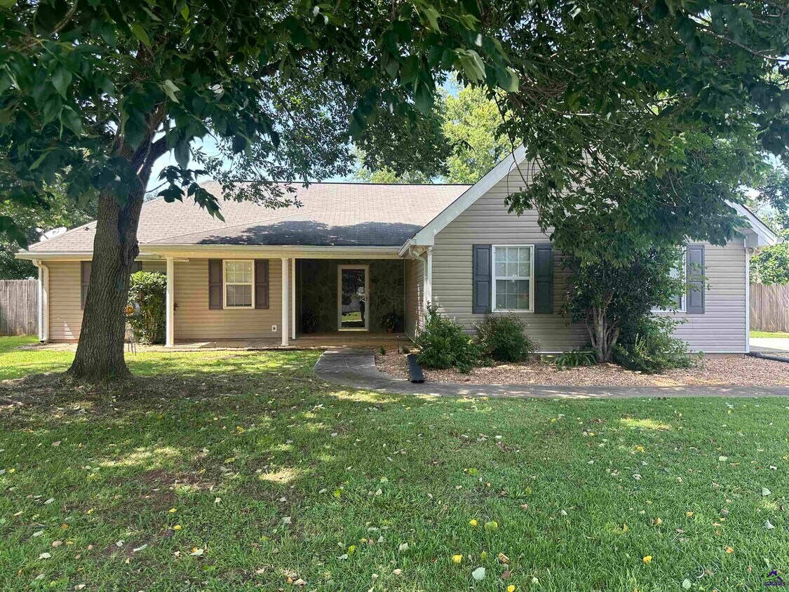 Foto principal - 100 Primrose Ln