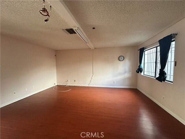 Foto del edificio - 3693 Durfee Ave