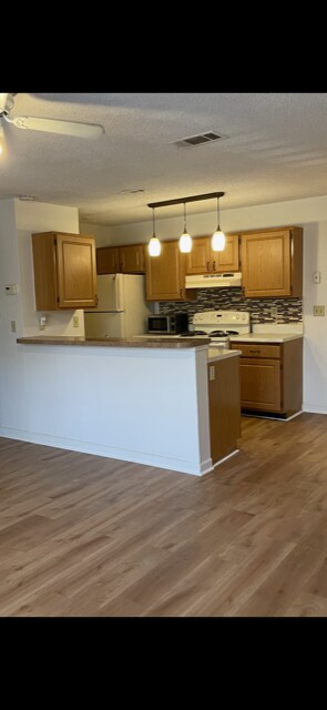 Foto del edificio - 623 Dory Ln