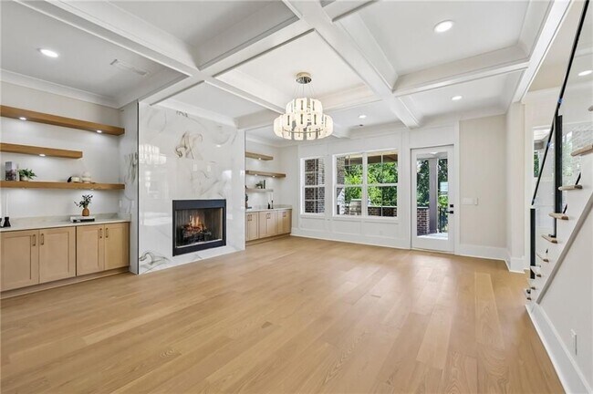 Foto del edificio - 6222 Bridgewood Dr
