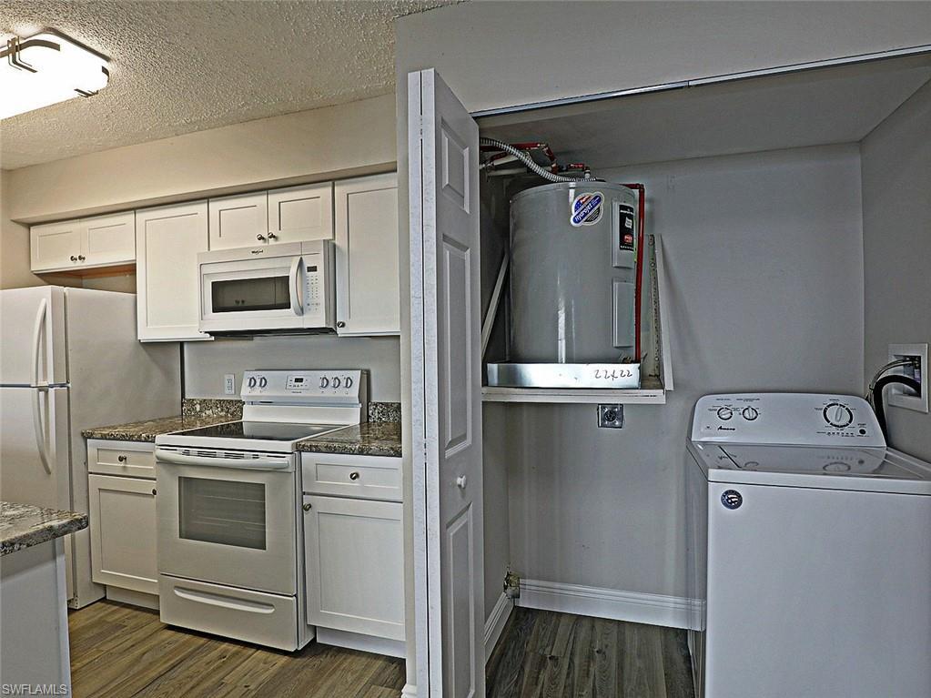 Primary Photo - 5309 Summerlin Rd