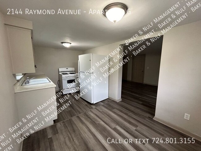 Building Photo - 2 Bedroom in Latrobe - Walking Distance to...