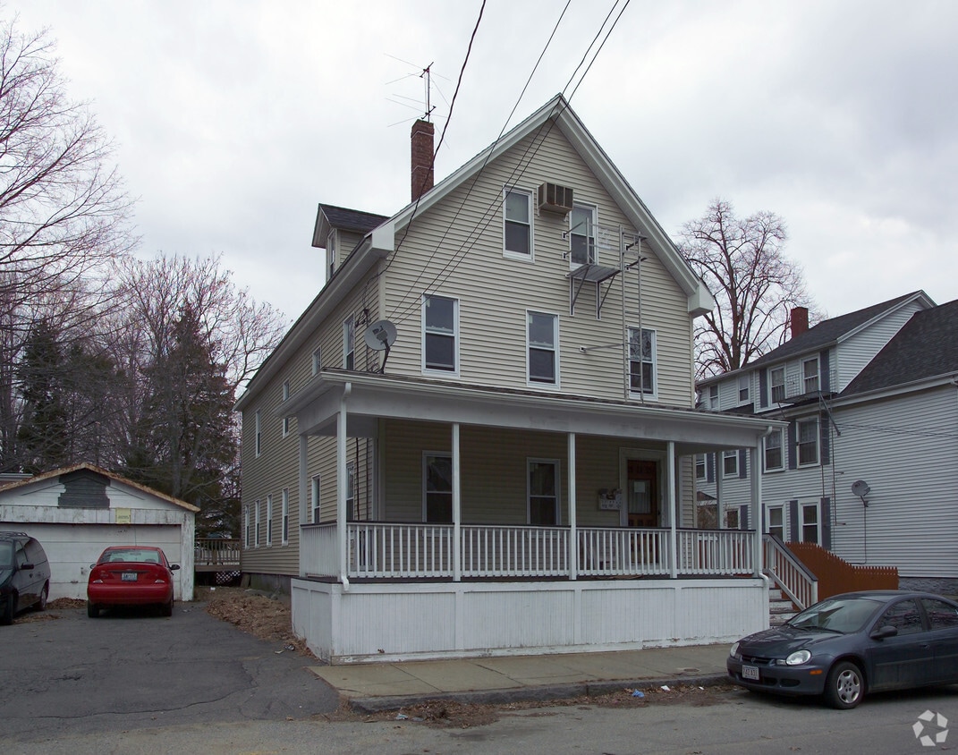 20 Fruit St, Taunton, MA 02780 Apartments in Taunton, MA