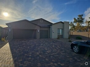 Building Photo - 8665 Edmond St