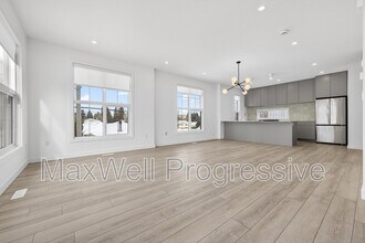 Building Photo - 13516-13115 115 Ave NW