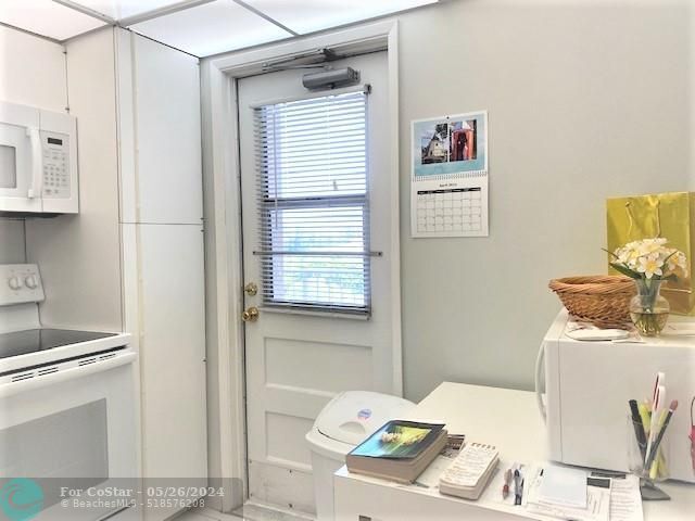 Building Photo - 2671 S Course Dr