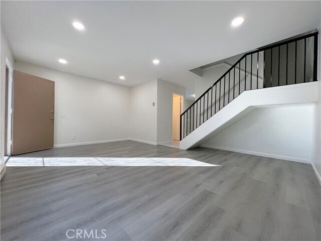 Foto del edificio - 431 W Alton Ave