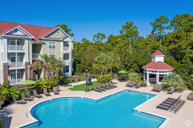 Pool and Gazebo - Breakers Point