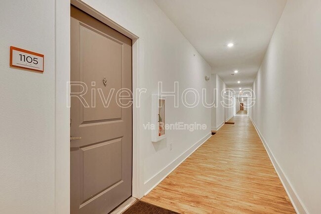 Interior Photo - River House Apartments