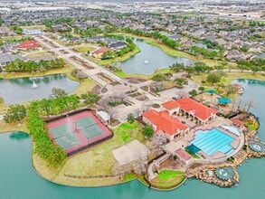 Building Photo - 6214 Laguna Del Rey Dr Building Photo - 6214 Laguna Del Rey Dr