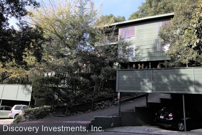 Building Photo - 2 br, 1 bath House - 1717 La Loma Avenue