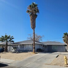 Building Photo - 213 Orchid Dr