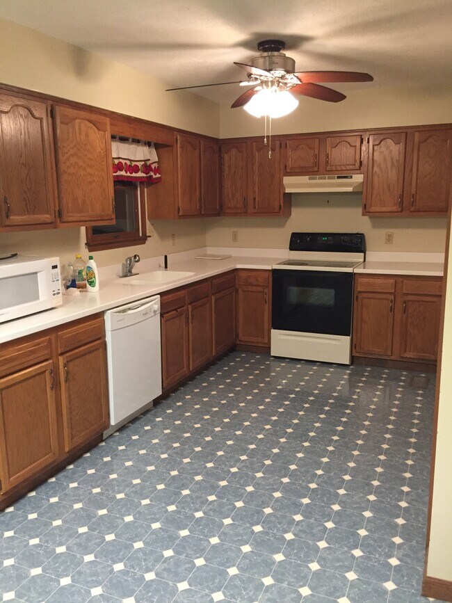 Cocina - 380 Ironwood Dr