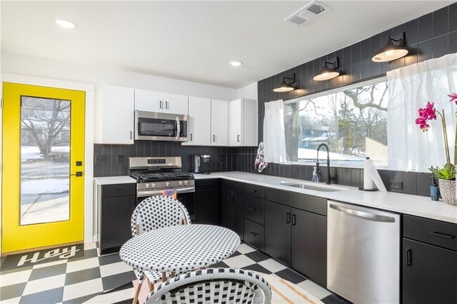 Foto del edificio - 568 E Rebecca St