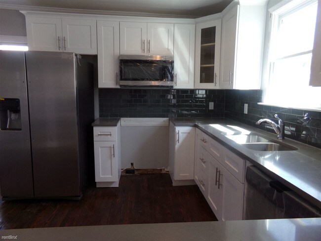 Foto del edificio - 2 br, 1 bath House - 1861 Sylvan Rd SW