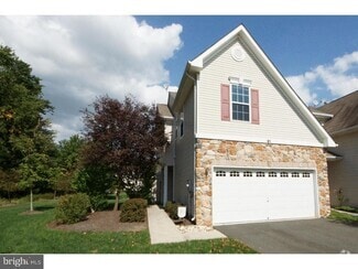 Building Photo - 63 Haddon Ct