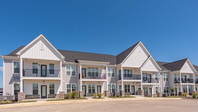 Building Photo - Pimlico Pointe