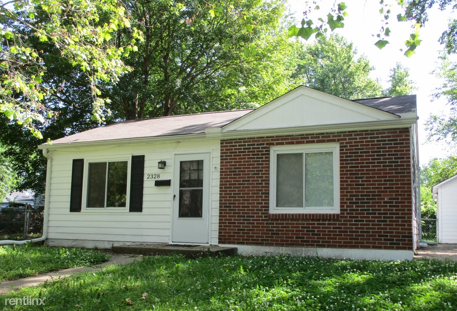 2328 SW Winterwood Ln, Topeka, KS 66614 House Rental in Topeka, KS