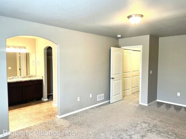 Foto del edificio - 3 br, 3 bath House - 7531 Red Fir Point
