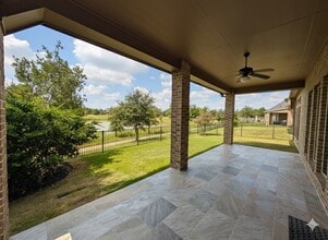 Building Photo - 28115 Castle Park Ln