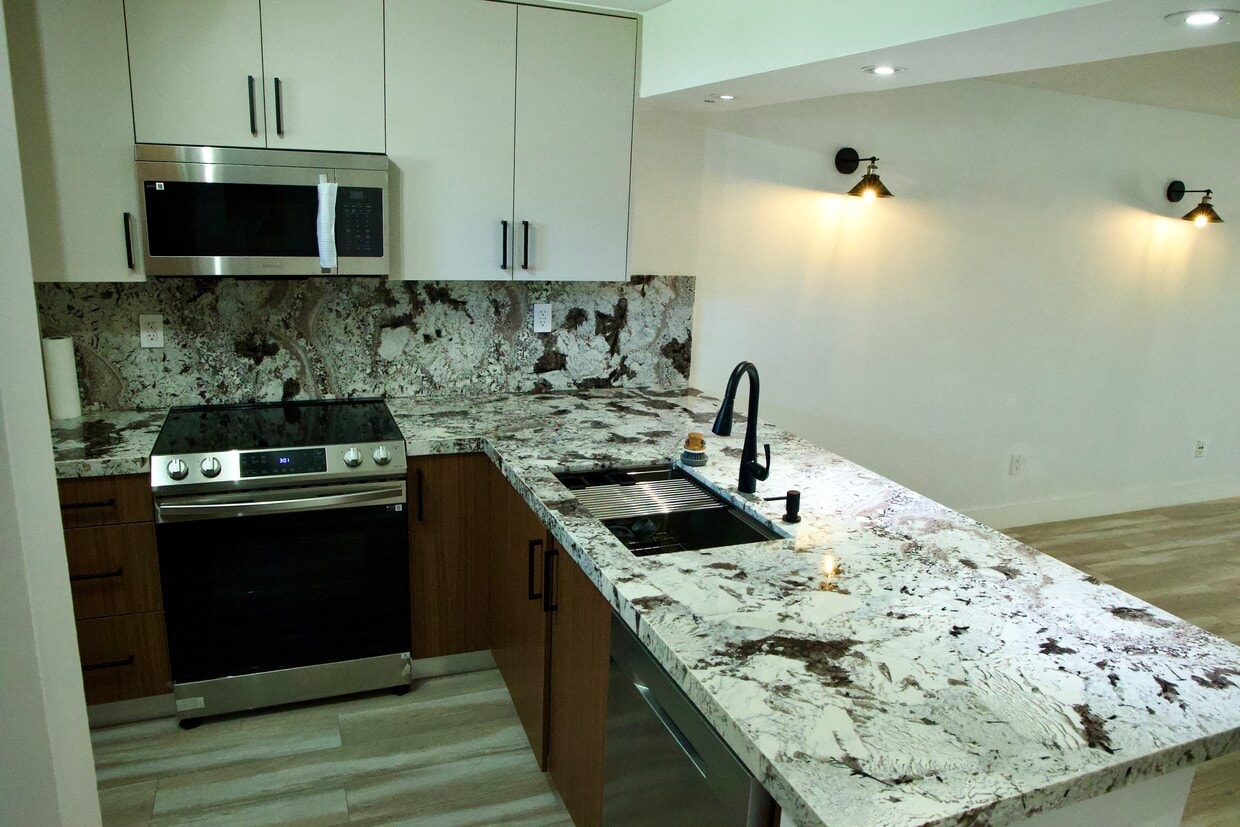 Photo - 4600 SW 67th Ave (Miami, FL)
