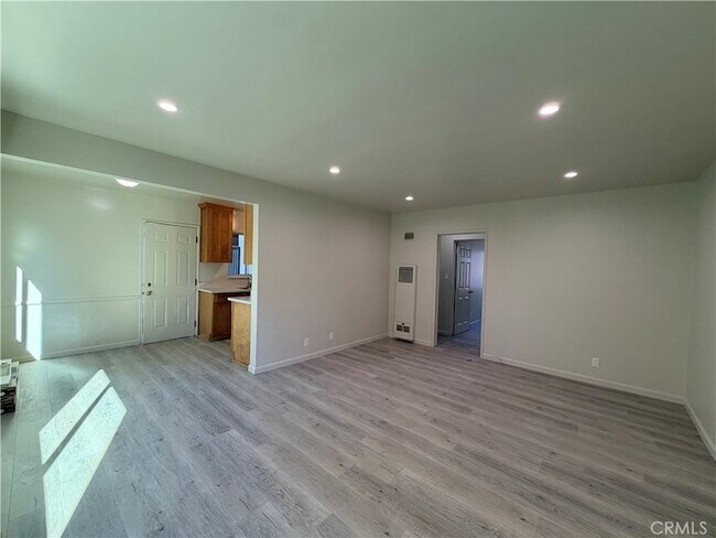 Building Photo - 15247 Acre St