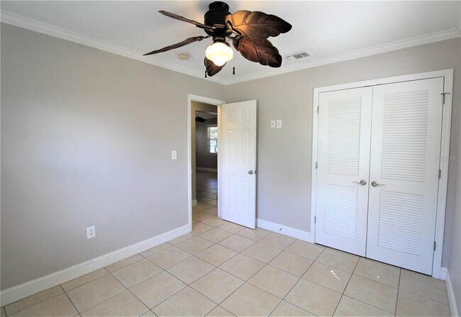 Foto del edificio - 1648 Redwood St