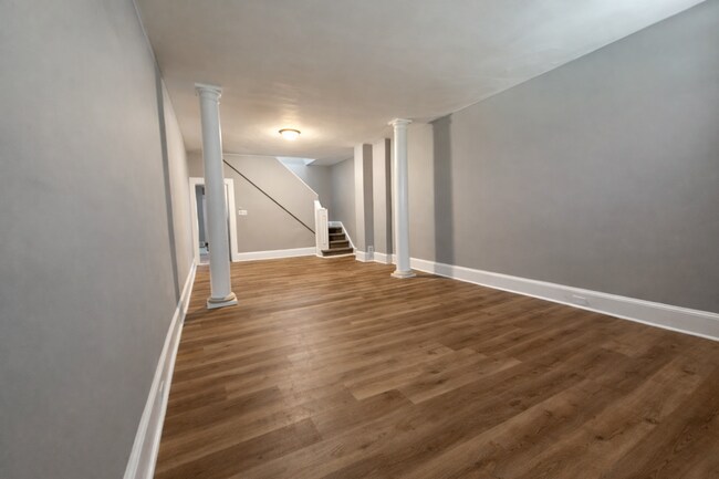 Foto del edificio - 3 Bedroom Home Across from Clifton Park | Central AC | Washer & Dryer