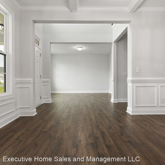Foto del edificio - 4 br, 2.5 bath House - 404 Korbel Drive