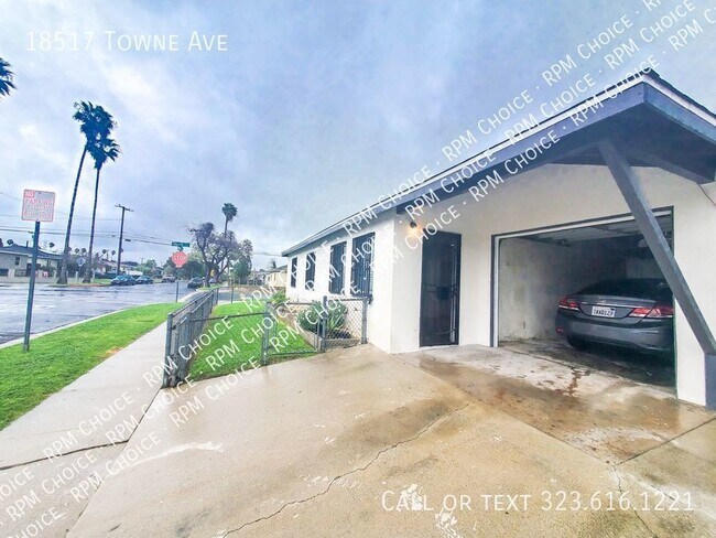 Foto del edificio - Remodeled 3bd/1ba House in Beautiful Neigh...