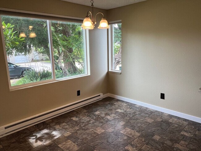 Foto del edificio - 3Bd/1Ba Renton House
