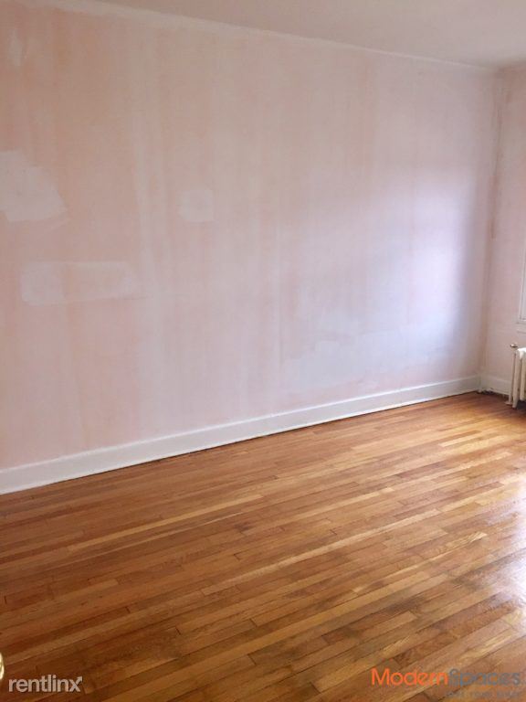 Building Photo - 3033 32nd St