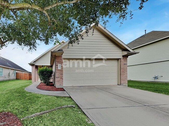 Building Photo - 5911 Brenwood Trails Ln