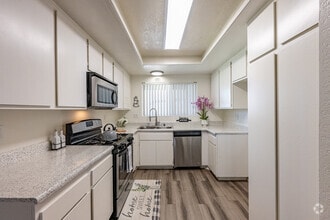 Interior Photo - Crown Point Apartments