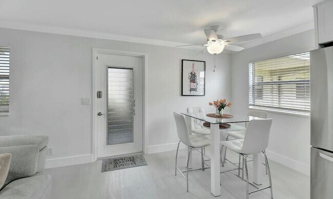 Foto del edificio - 581 Monaco Blvd